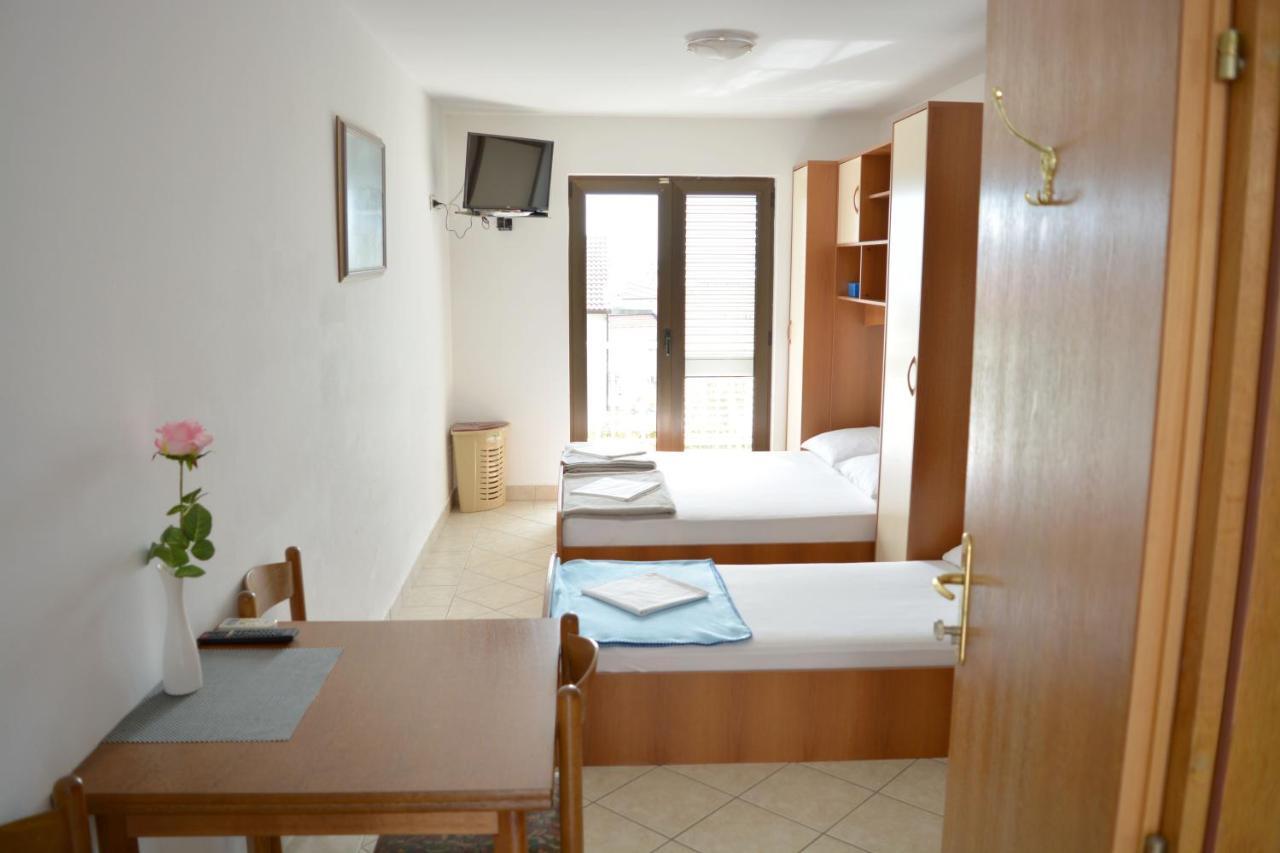 Apartments Marinko Promajna Ngoại thất bức ảnh